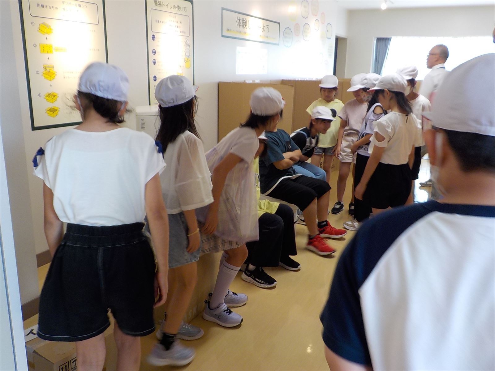 館内見学