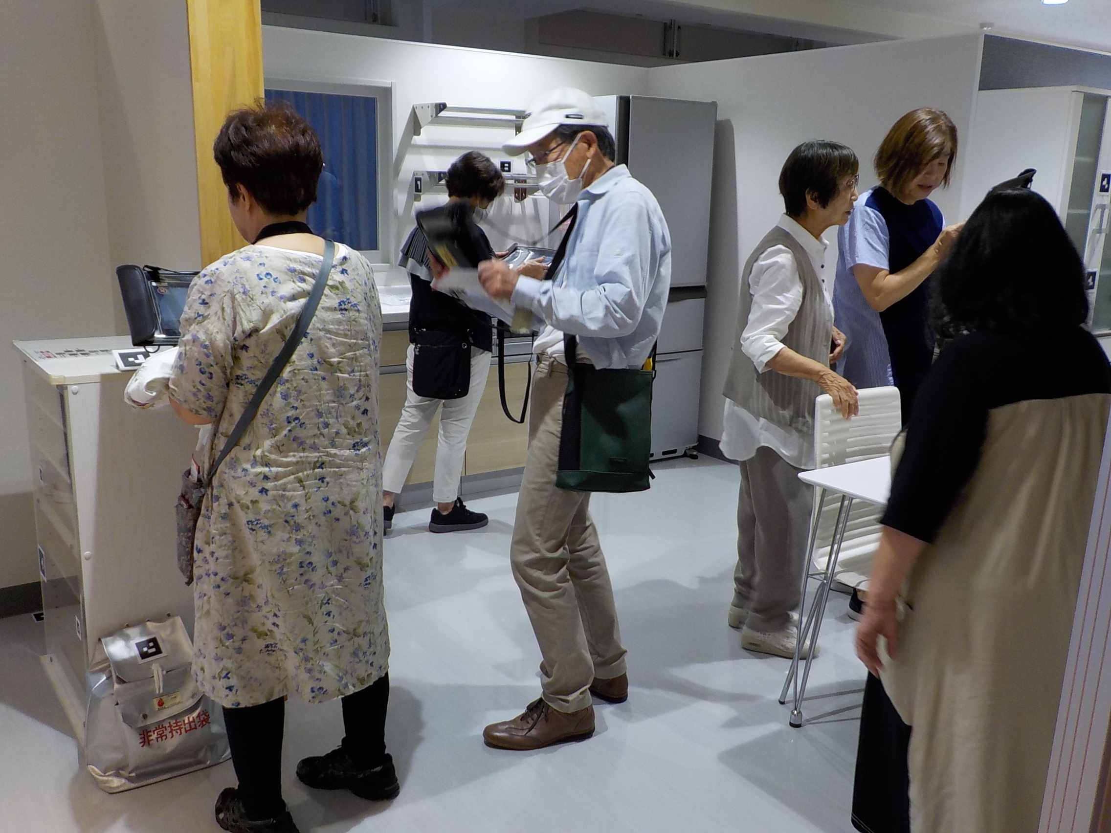 1階の見学の様子
