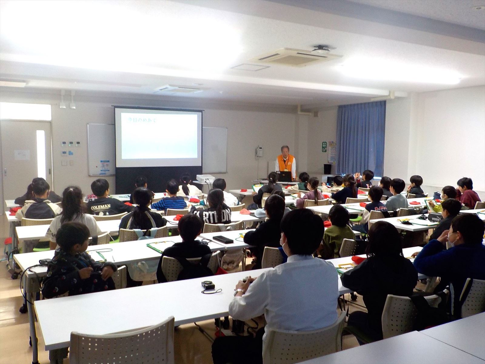 20251120_1_R (JPG 205KB)