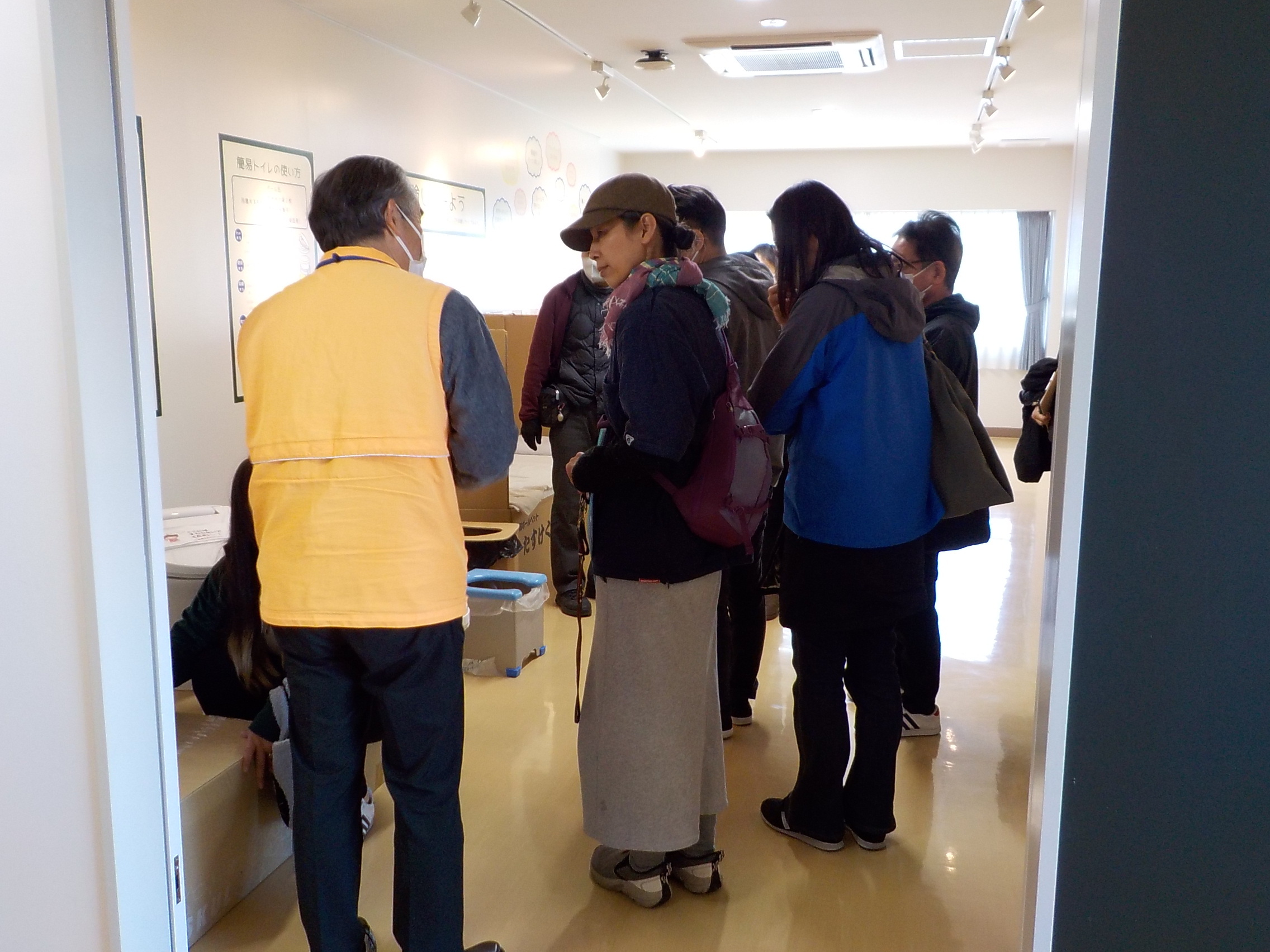 「避難所ってどんなところ？」見学の様子